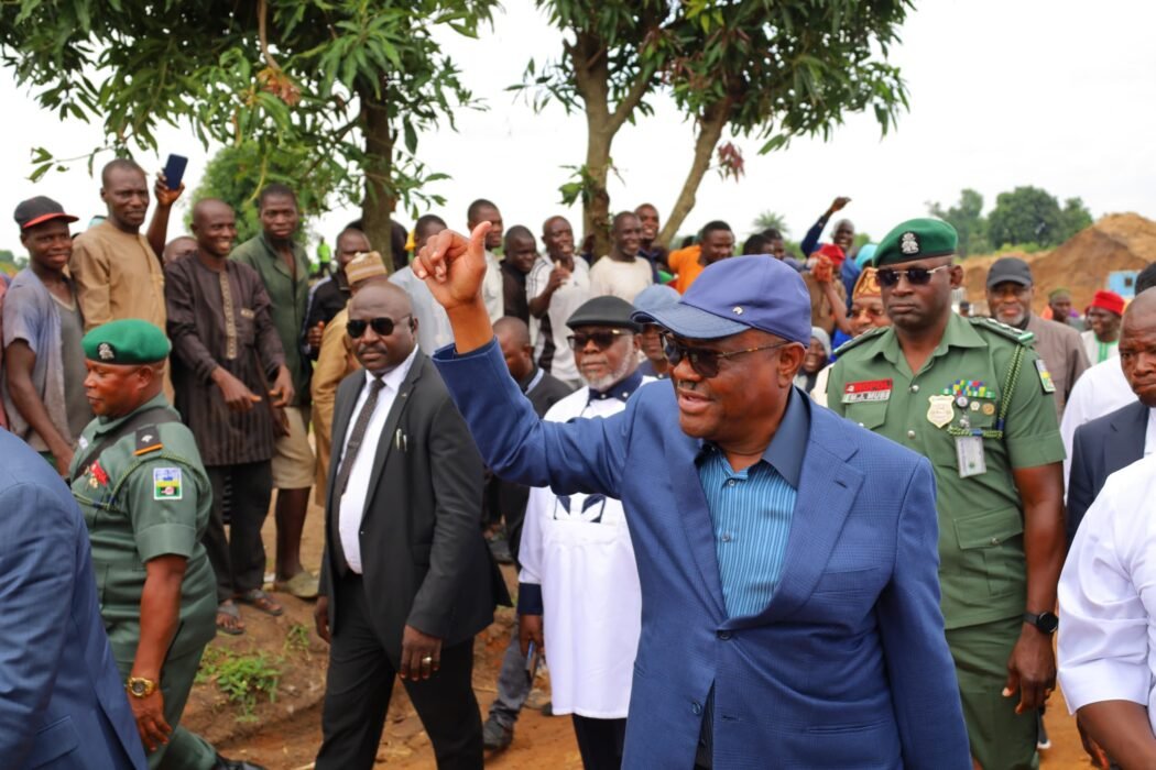 Wike Orders Immediate Removal Of Car Dealers From Abuja Green Areas 2 IMG 20260819 WA0055